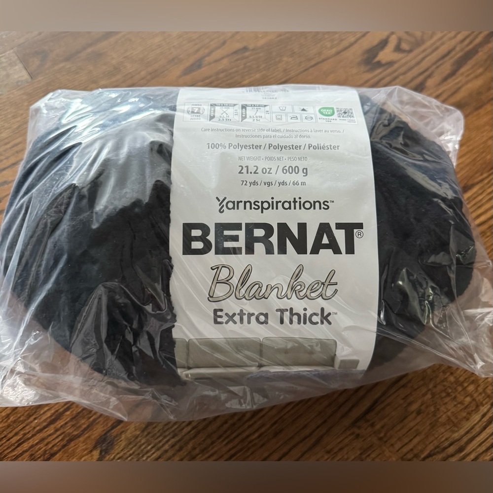 Yarnspirations Bernat Blanket Extra Thick Yarn. GRAy (List for 1) FINAL PRICE$26